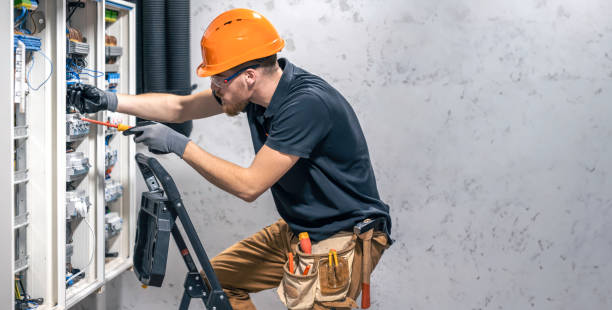 Best Local Electrician Companies  in Lyons, OR